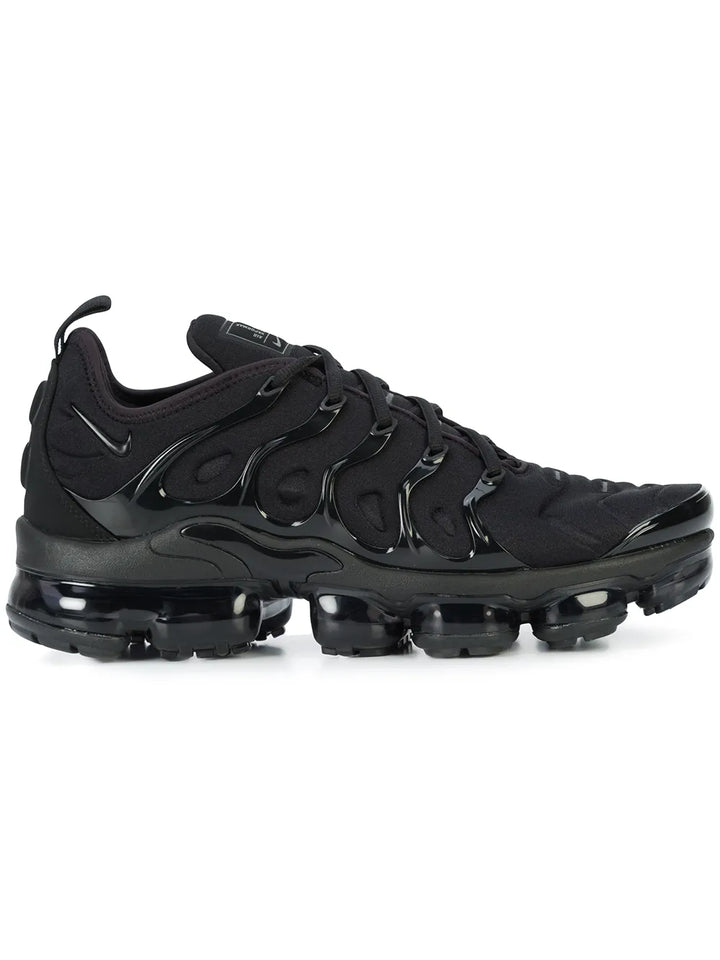 Air Vapormax Plus Triple Black Sneakers