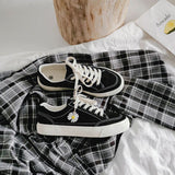 Spring Little White Shoes Women's New Little Daisy Canvas Shoes