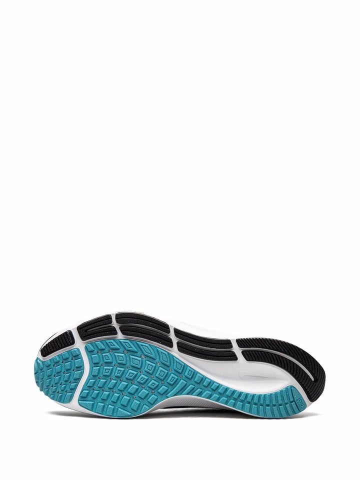 Air Zoom Pegasus 38 Sneakers