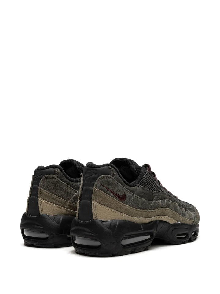 Air Max 95 Black Earth Sneakers