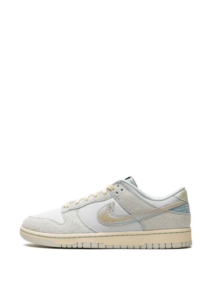 Dunk Low Retro Gone Fishing Sneakers