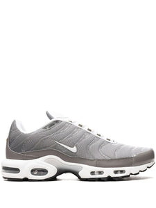 Air Max Plus Se Flat Pewter Sneakers