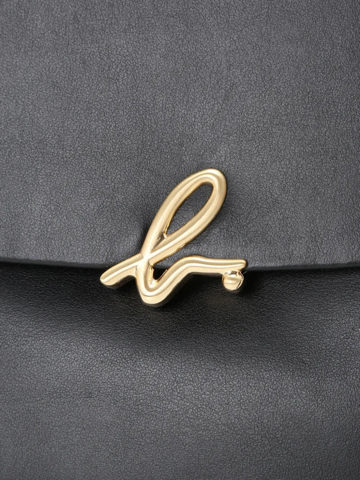 agn b. logo-clasp leather crossbody bag