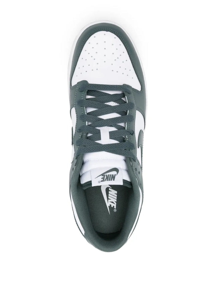 Dunk Low Retro Sneakers