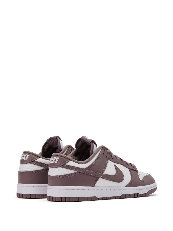 Dunk Low Retro Sneakers