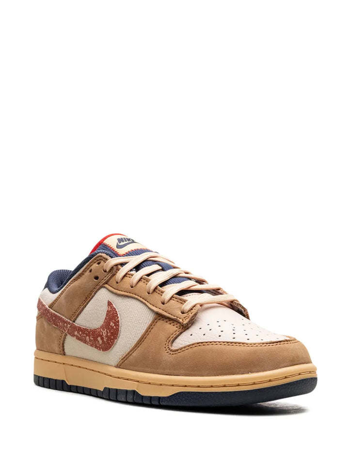 Dunk Low Wheat/Sanddrift Sneakers