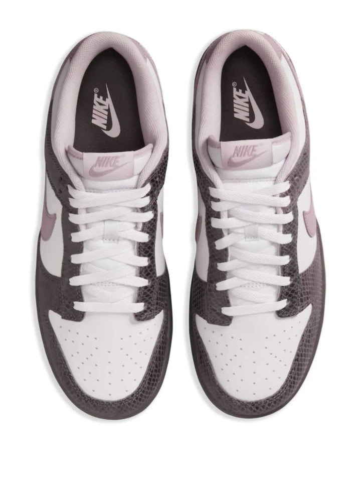 Dunk Low Se Medium Ash/Violet Snakeskin Sneakers