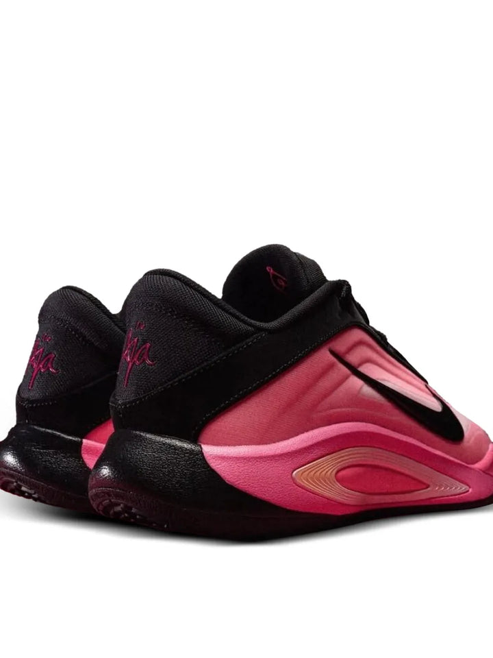 Aone Black/Hyper Pink Sneakers