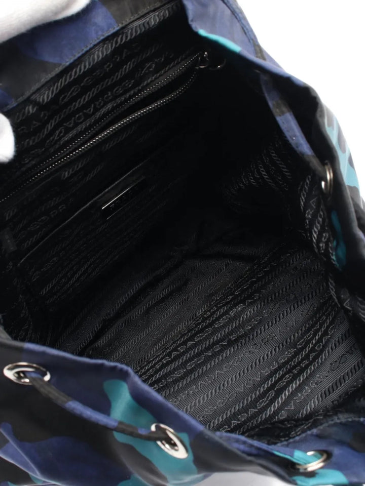 Pre-OwnedPrada Pre-Owned2000s Tessuto Camouflage backpack