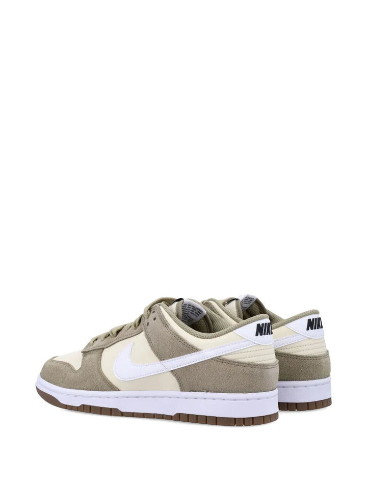 Dunk Low Retro Sneakers