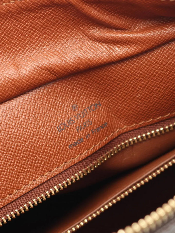Pre-OwnedLouis Vuitton Pre-Owned2001 Boulogne PM shoulder bag