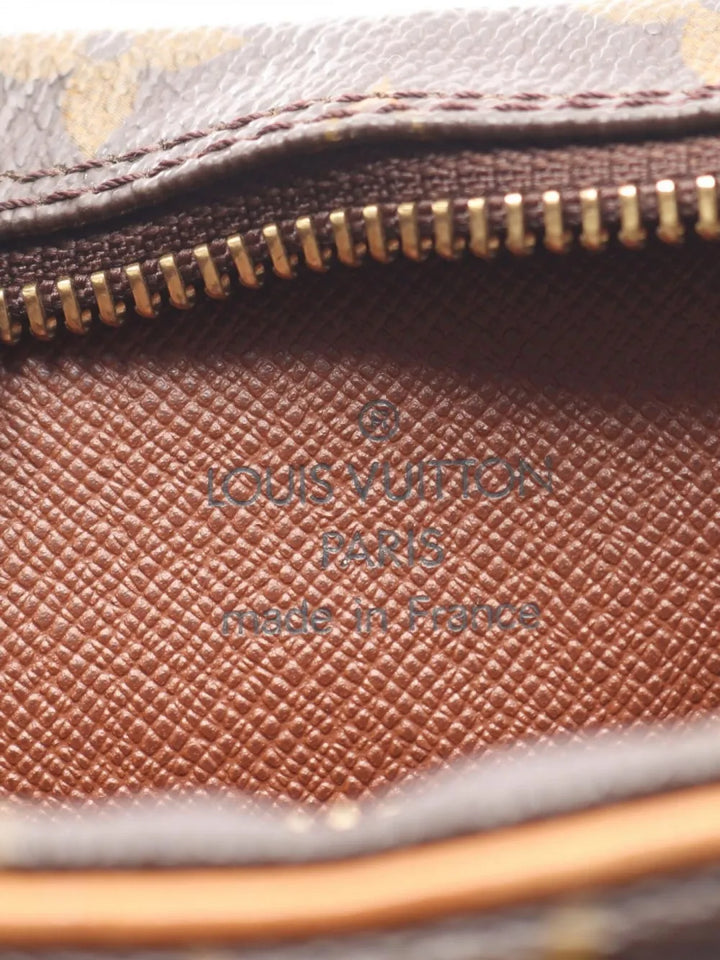 Pre-OwnedLouis Vuitton Pre-Owned2002 Amazon shoulder bag