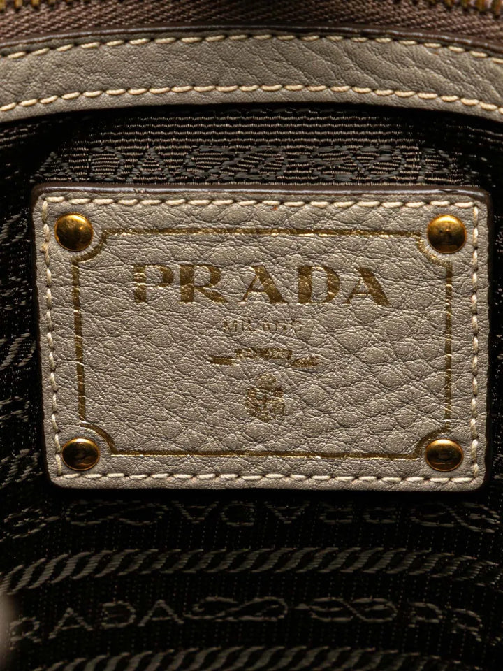 Pre-OwnedPrada Pre-Owned2013-2025 Vitello Daino Side Zip Shopper tote bag