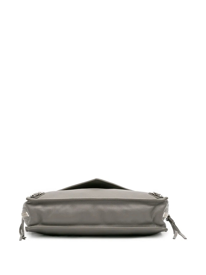Pre-OwnedBalenciaga Pre-Owned2016 Leather Papier Sight Zip Around clutch bag