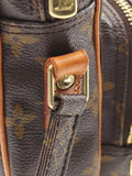 Pre-OwnedLouis Vuitton Pre-Owned2000s Amazon shoulder bag