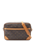 Pre-OwnedLouis Vuitton Pre-Owned2001 Trocadero 30 shoulder bag