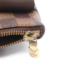 Pre-OwnedLouis Vuitton Pre-Owned2006 Pochette Melville crossbody bag