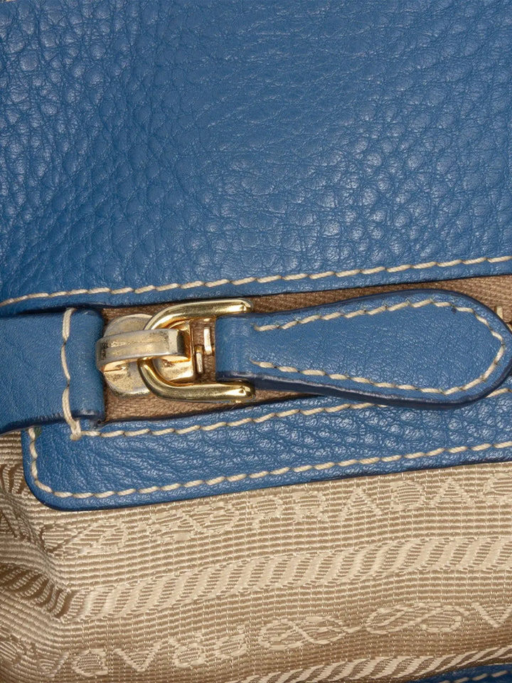 Pre-OwnedPrada Pre-Owned2000-2025 Vitello Daino Side Zip Shopper tote bag