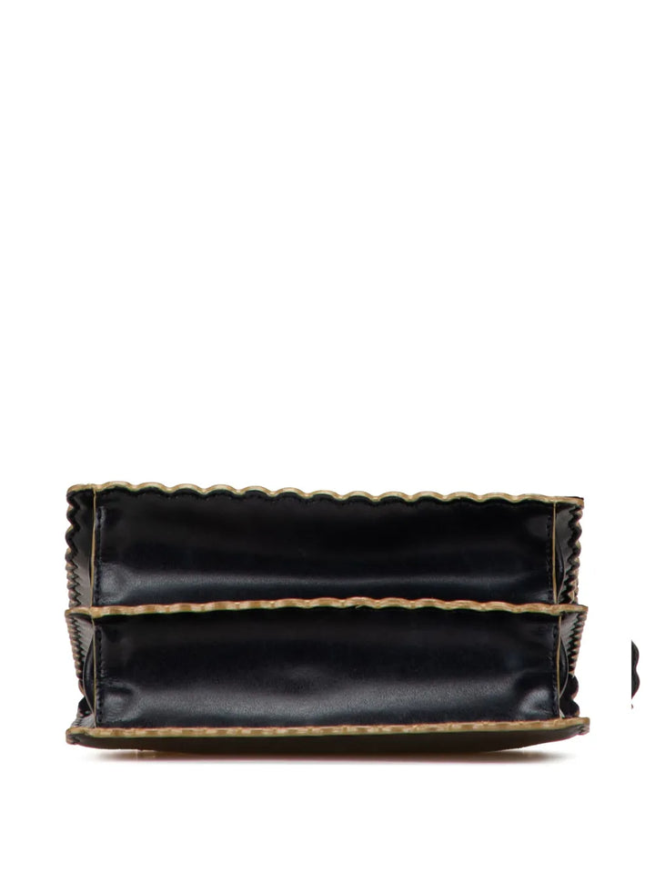 Pre-OwnedFendi Pre-Owned2010-2025 Small Scalloped Leather Kan I crossbody bag
