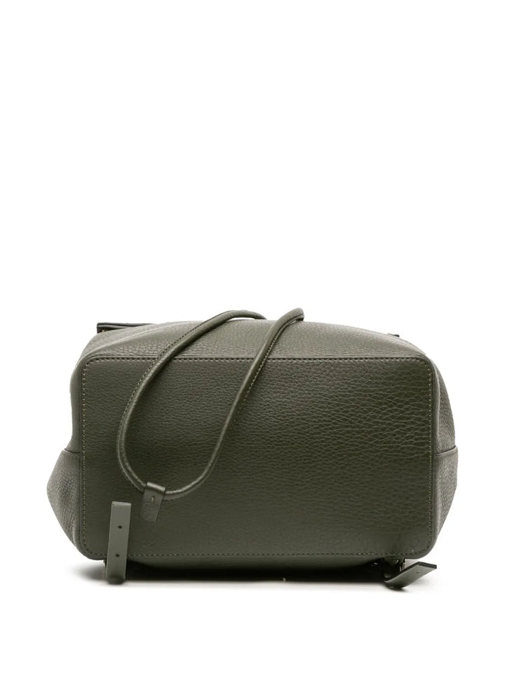 Pre-OwnedValentino Garavani Pre-Owned2018-2025 Grained Calfskin Rockstud Flap backpack