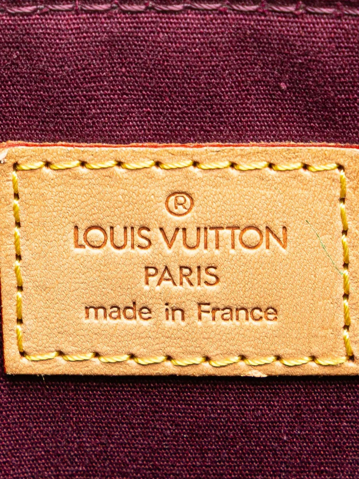 Pre-OwnedLouis Vuitton Pre-Owned2000-2025 Monogram Vernis Bellevue PM handbag