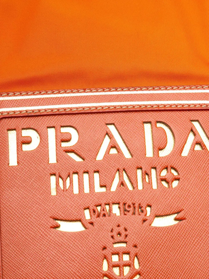 Pre-OwnedPrada Pre-Owned2021-2025 Saffiano Trimmed Tessuto Logo Oro satchel