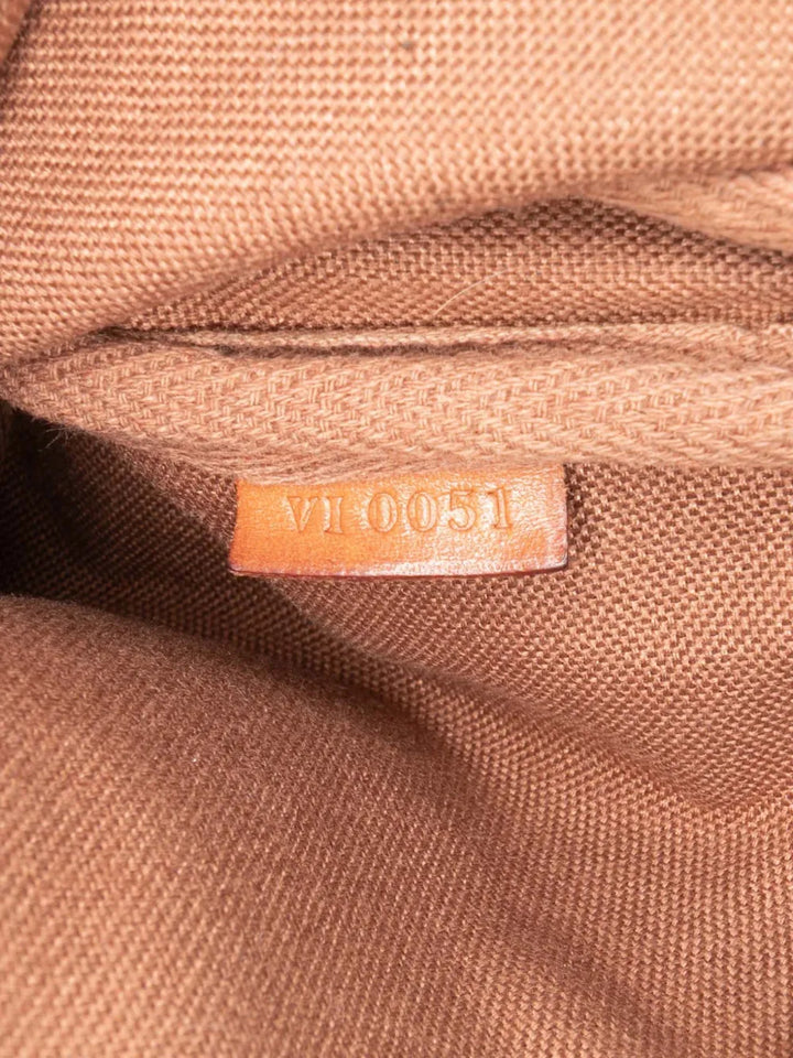 Pre-OwnedLouis Vuitton Pre-Owned2001 Monogram Pochette Accessoires shoulder bag