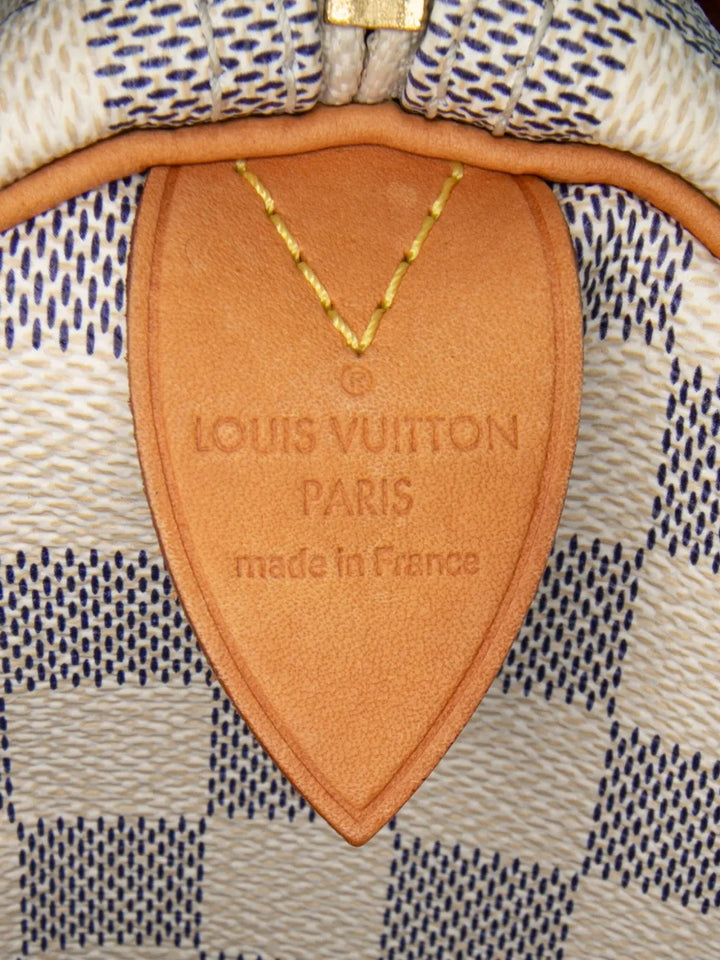 Pre-OwnedLouis Vuitton Pre-Owned2009 Damier Azur Speedy 30 boston bag