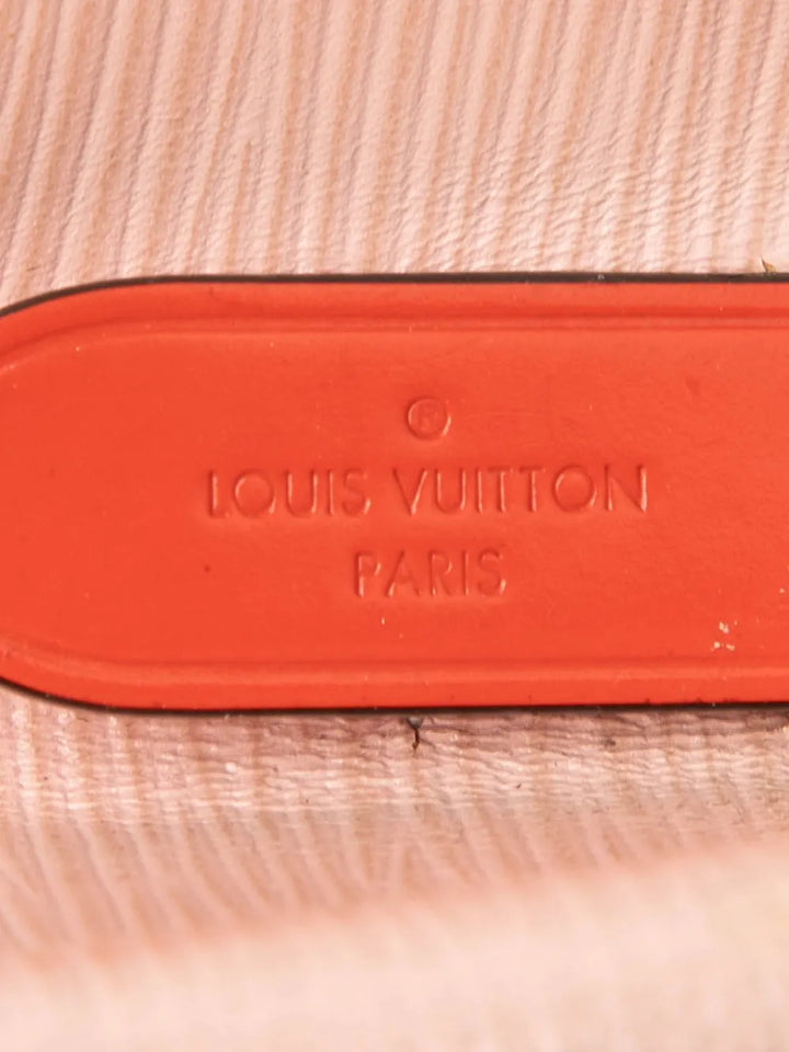 Pre-OwnedLouis Vuitton Pre-Owned2018 Epi Neonoe MM bucket bag