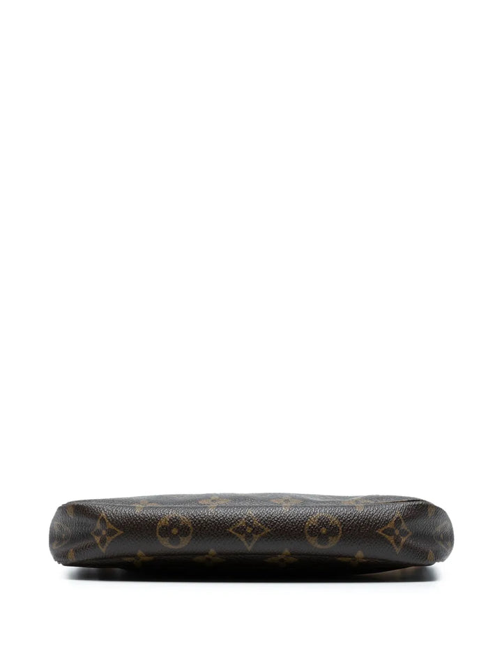 Pre-OwnedLouis Vuitton Pre-Owned2005 Monogram Pochette Accessoires shoulder bag